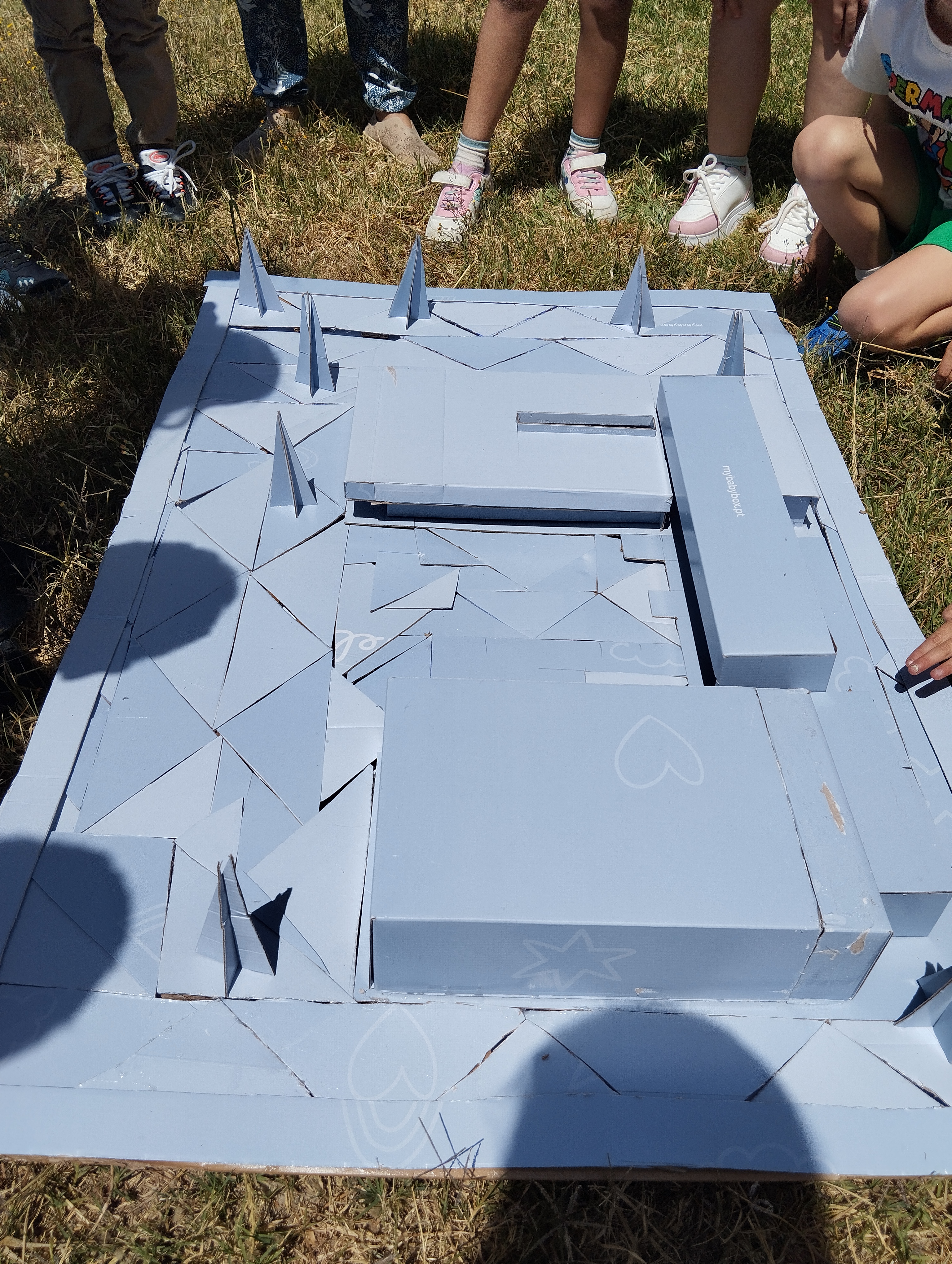 Preparação para a pintura da maquete