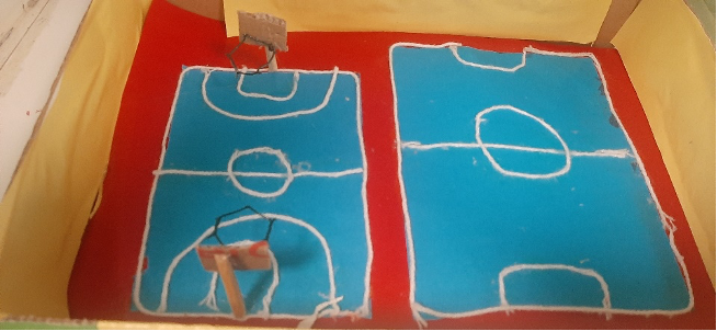 Campos de basquetebol e futebol